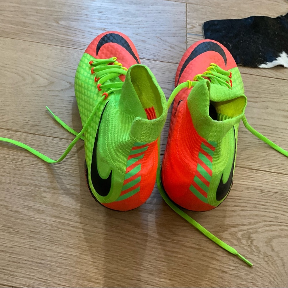 Nike Hypervenom Flyknit ACC soccer cleats